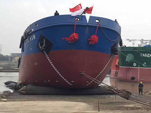 D1.8m X L10m 8 Layer Ship Launching Marine Airbags Vulcanized Integrated