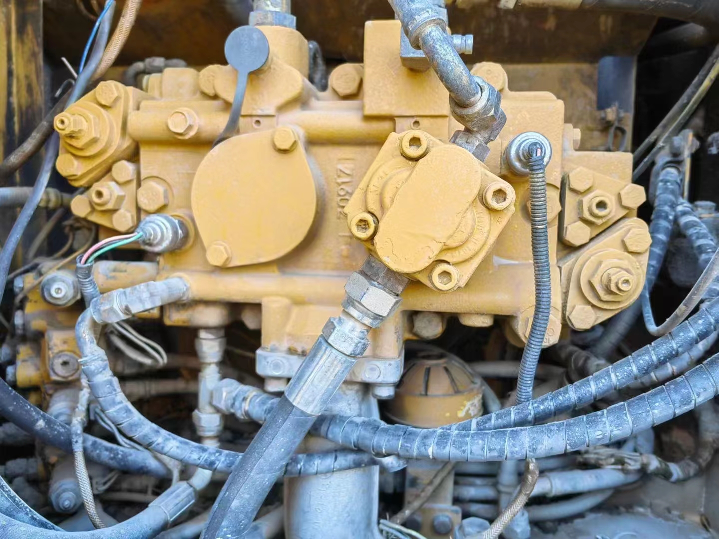 70.1KW Used CAT 312c Excavator Low Energy Consumption