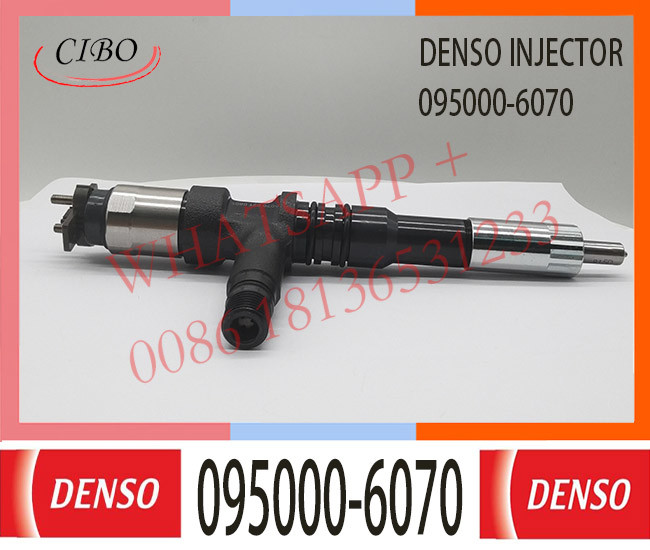 Diesel Fuel Injector 095000-6070 For KOMATSU PC400-8 PC450-8 6251-11-3100 0950006070
