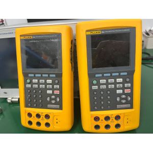 Fluke 754 Documenting Process Calibrator With HART Communication