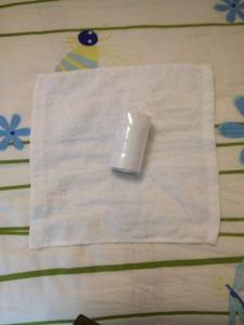 Quality restaurant use towel knitting towel compressed towel 4.5cm diameter for sale