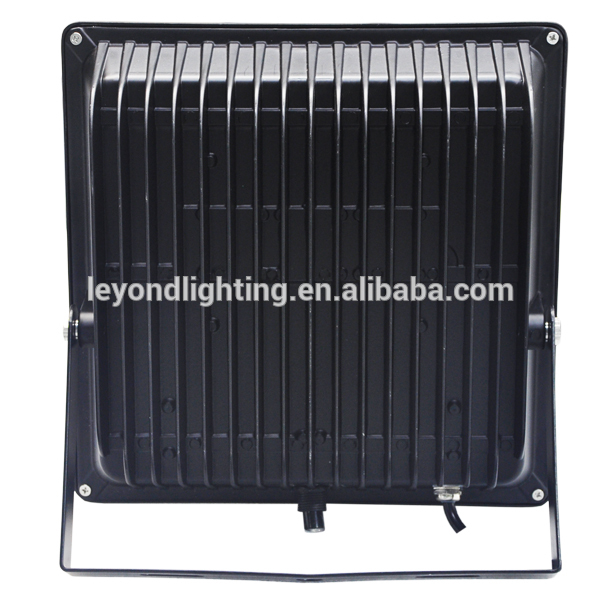 High brightness LED Flood light 80W with IP65 waterproof rating for 3 years warranty.