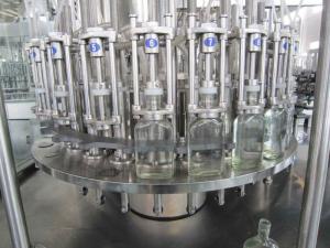 China Negative pressure glass wine bottling plants / wine filling machine / wine bottle filler on sale