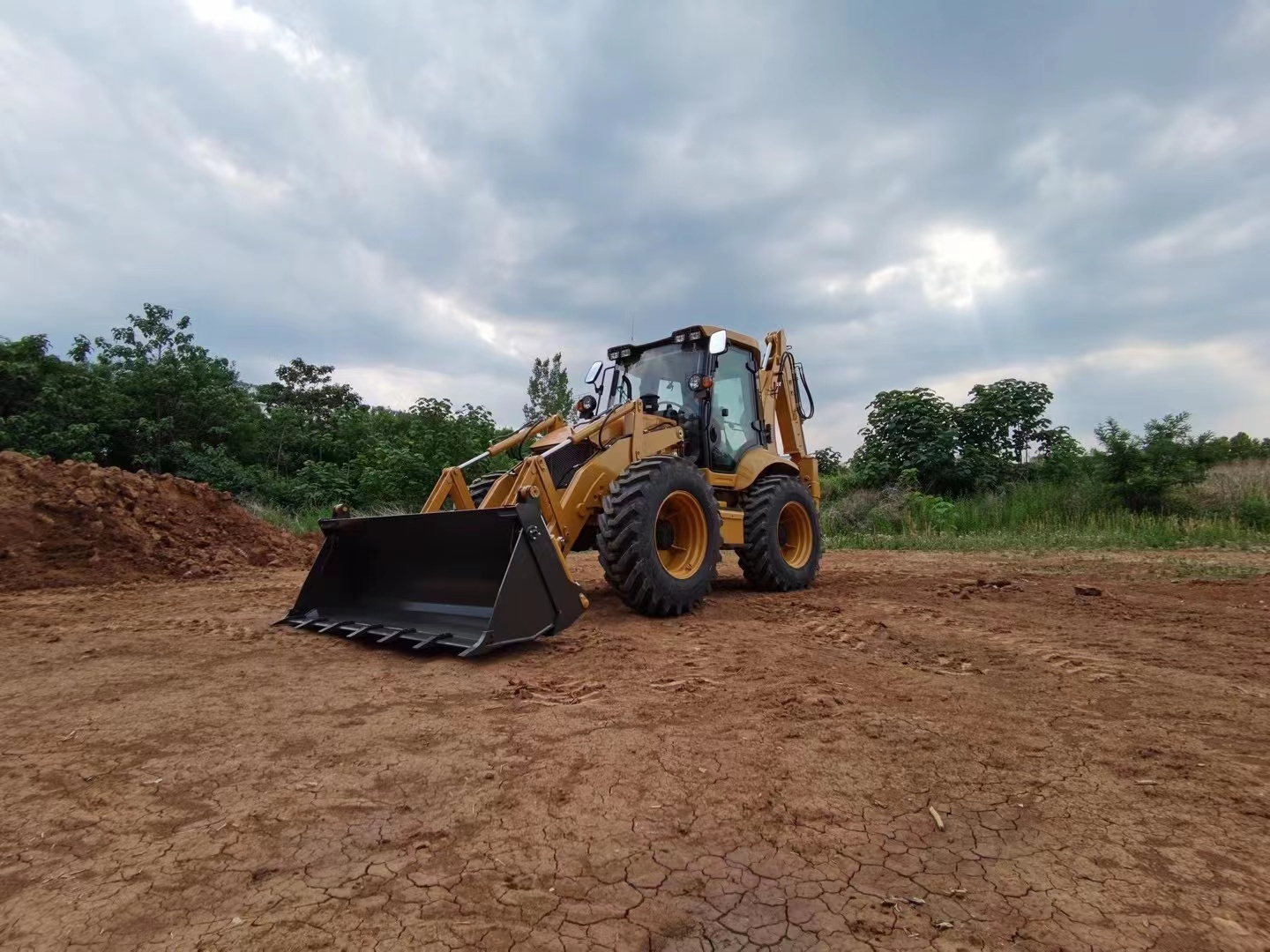 Cummins EURO V Engine Compact Wheel Loader Backhoe Loader SNSC Fully Hydraulic System