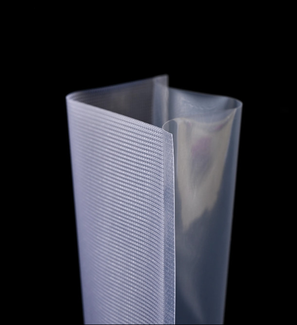 Wholesale 3 Side Sealed Vacuum Packing Bag Factory Price Food Grade Nylon Retort Pouch For Frozen Food With Tear Notch