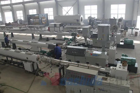 Customizable Computerized HDPE Pipe Production Line with High-Efficiency Extruder for Water Gas Pressure Pipes