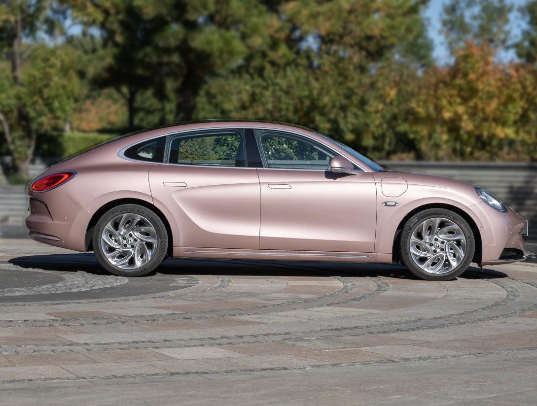 Fantastic ORA Lightningmao 2022 555km Haohua Version Electric Sedan 5 Seats