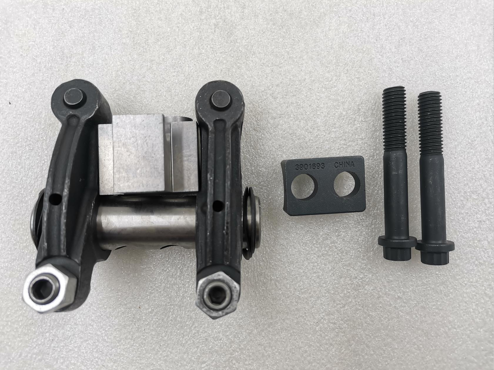 Heavy Truck Dongfeng Cumminss 6CT Engine Valve Rocker Arm Assembly Standard Size 3934921 3919435 3901717 3926429