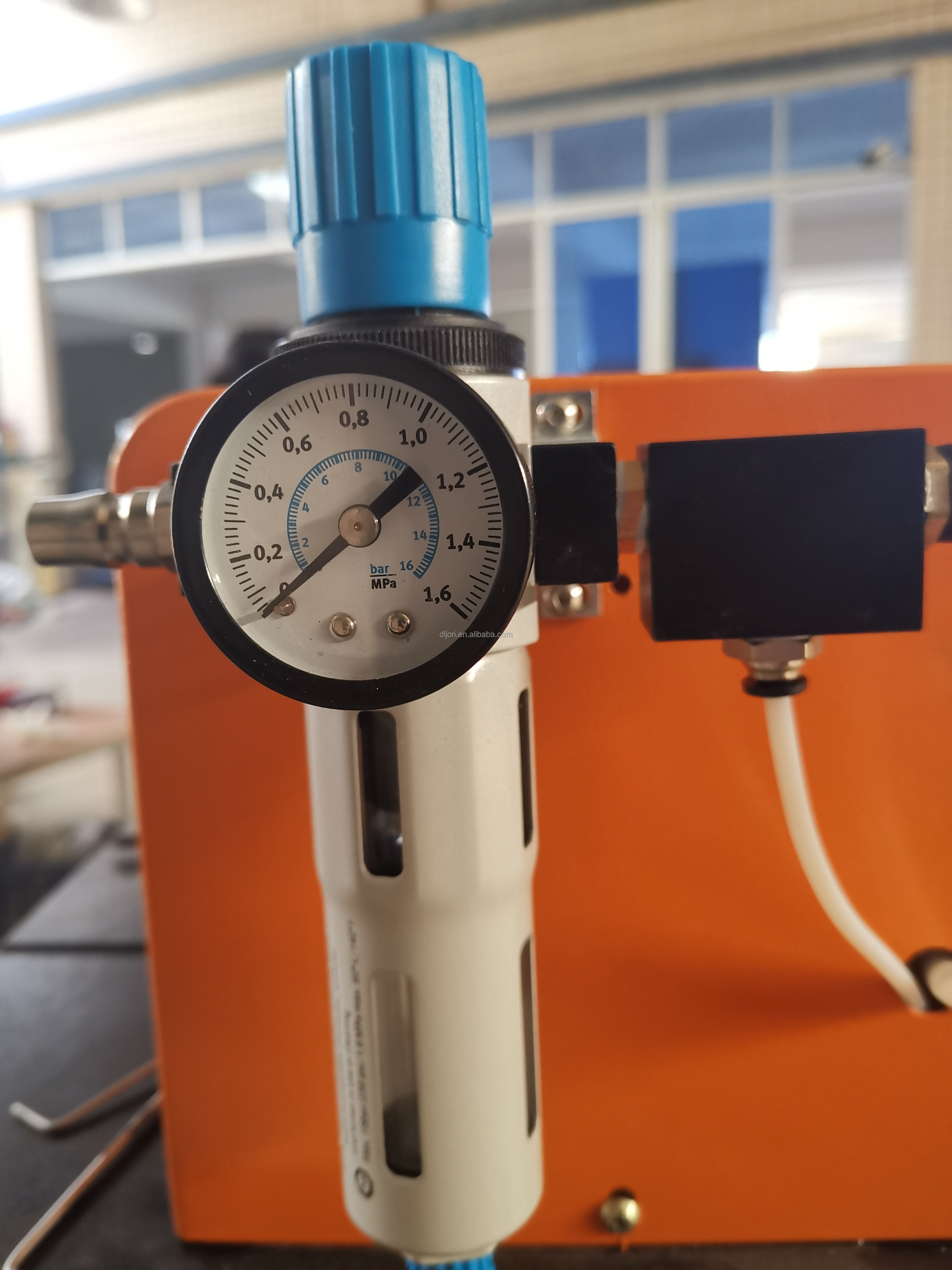 10L Handle Gun Spray Glue Label Paper Hot Melt Glue Machine
