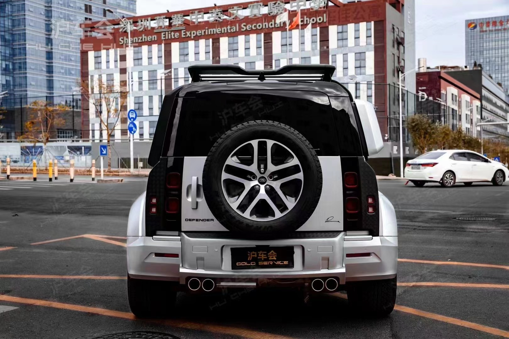 Auto Parts Body Kit for Land Rover Defender Defender Upgraded LUMMA Style Front and Rear Bumper Wide-body Kit