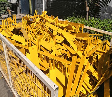 H8’/2430mm*W10’/3048mm temp fence1.2"/30mm *1.5mm wall thick mesh spacing 2"x4"/50mmx100mm*8gauge powder coated interpon