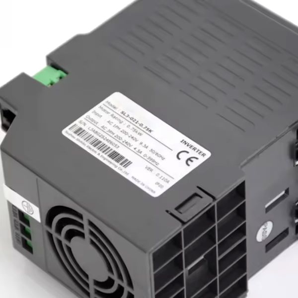 Universal Three-Phase VFD AC Drive with 220V/380V Input and Customized Solutions for Industrial Applications