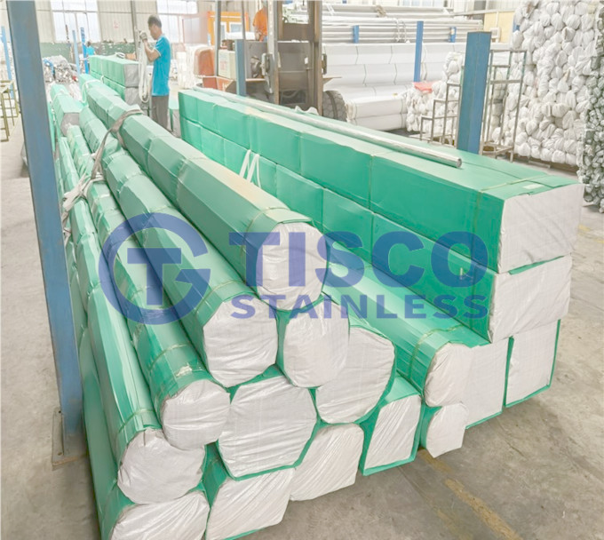 Sliver Color Stainless Steel Pipe Tube for Customizable Length and ERW Welding Line Type