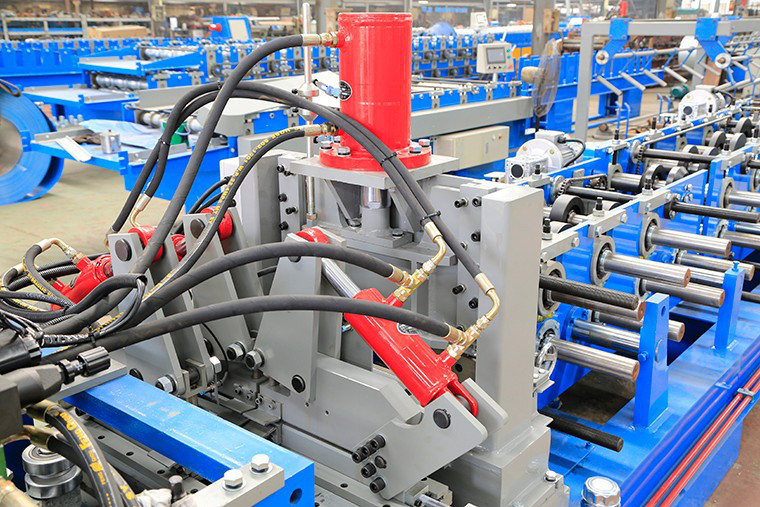 Cr12 Cutter Thickness 1.2mm C Purlin Forming Machine