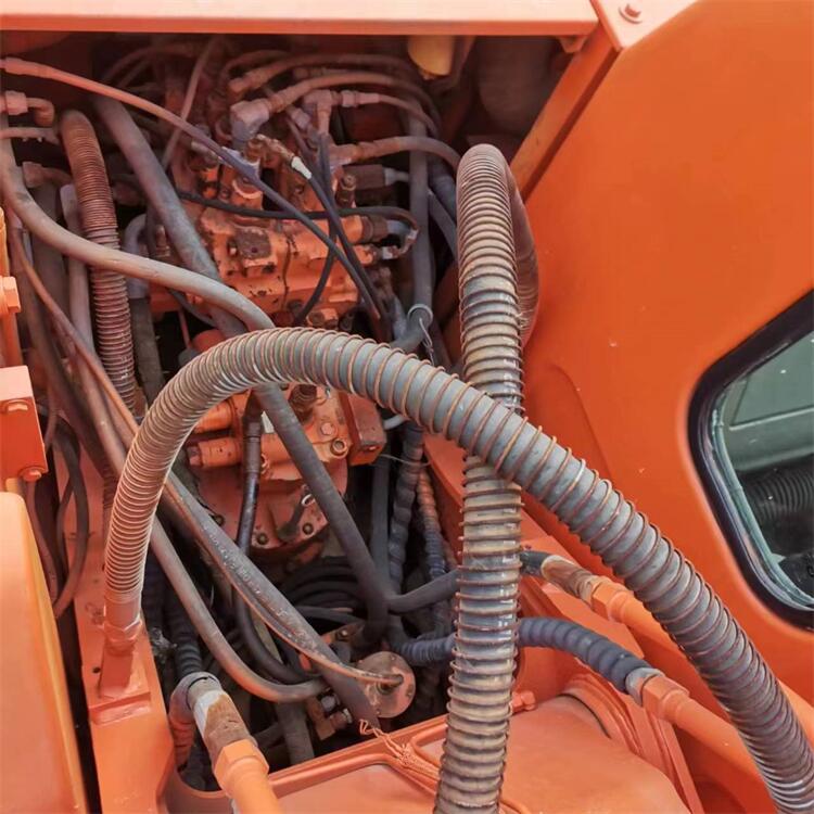 90% Original Doosan DH150 Excavator Used Doosan Wheel Excavator DH150W In South Korea