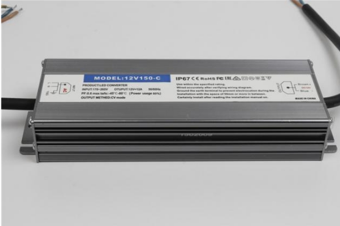 Ultra-Slim 12V 24W LED Driver Black Diamond Linear Smart Switching Power Supply for LED Lighting