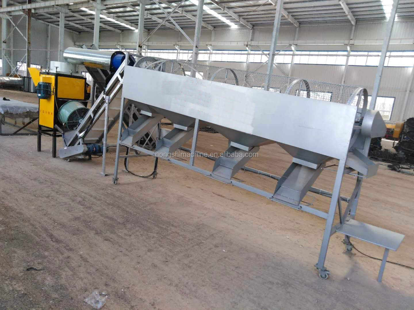 Automatic Garlic bulb breaking machine / Garlic peeler skin removing machine /Garlic peeling machine