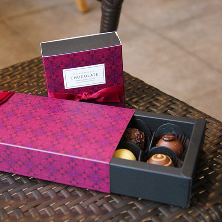 Competitive Unique Snack Chocolate Candy Gift Box with Your Logo and UV Coating