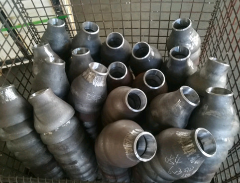 API Eccentric Carbon Steel Reducer SCH 40 ASTM A234 WPB Fittings