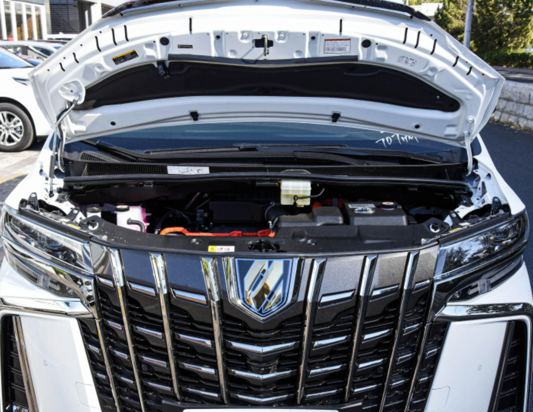 Toyota Alphard 2023 Dual Engine 2.5L Zhenxiang Huangjin version home 5 Door 7seats MPV