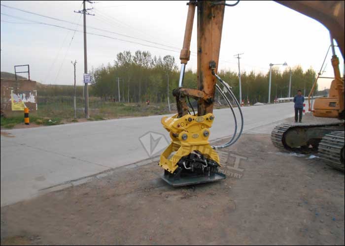 Lower Noise Hydraulic Excavator Plate Compactor For Kobelco Excavator SK60 SK55