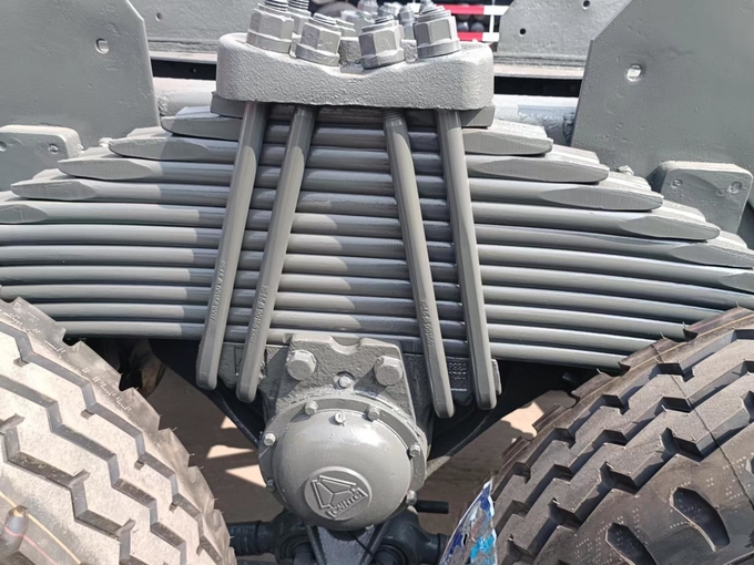 Sino Truck 2022 Howo Chassis Used With High Quality Refurbished 8*4 With 12 Tires LHD