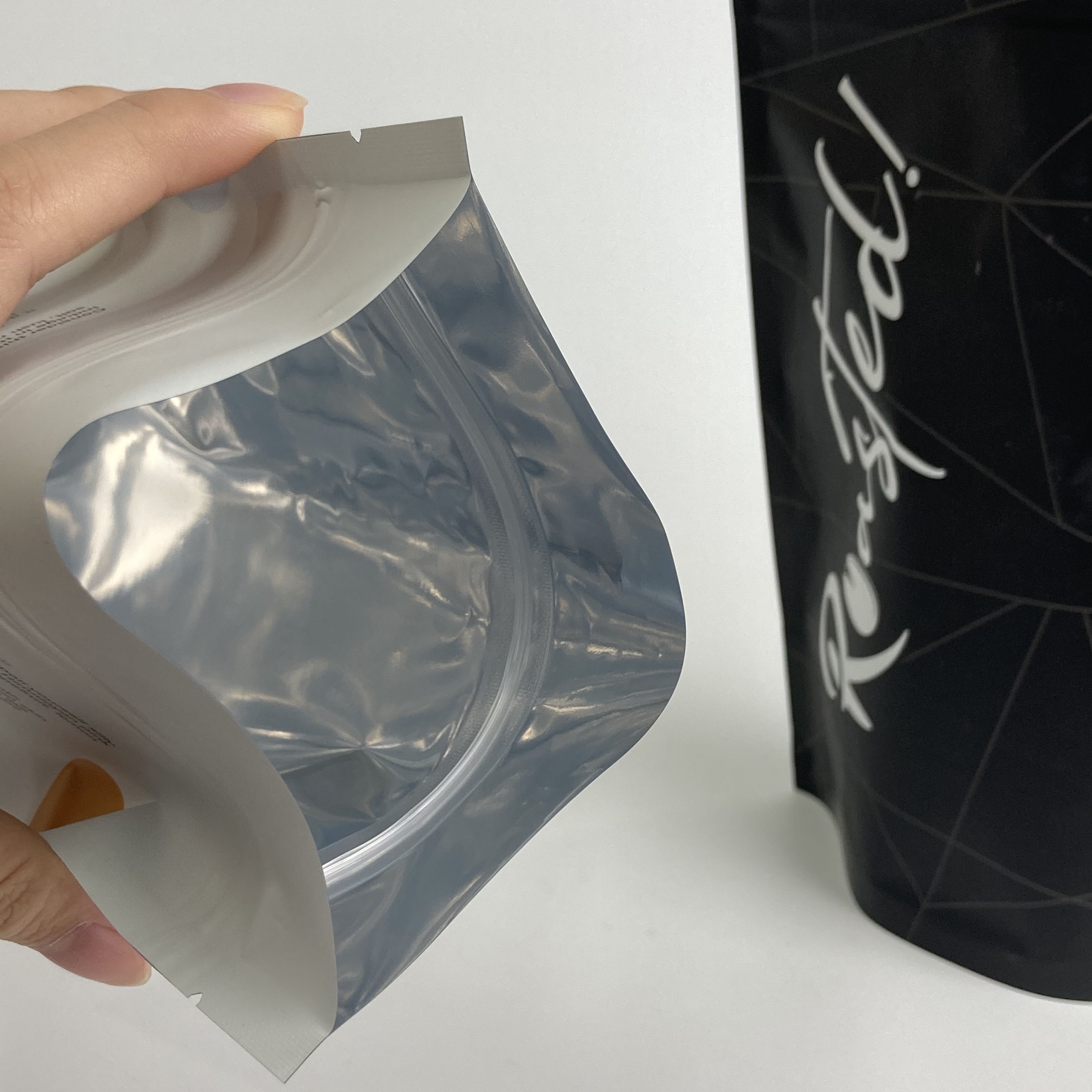 Custom Printed Stand Up Zipper Bags for Body Scrubs Matt Finish Resealable Plastic Packaging Bags