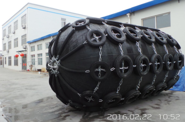 RS Certified Pneumatic Marine Fenders Ship Mooring Yokohama Boat Mooring Fender