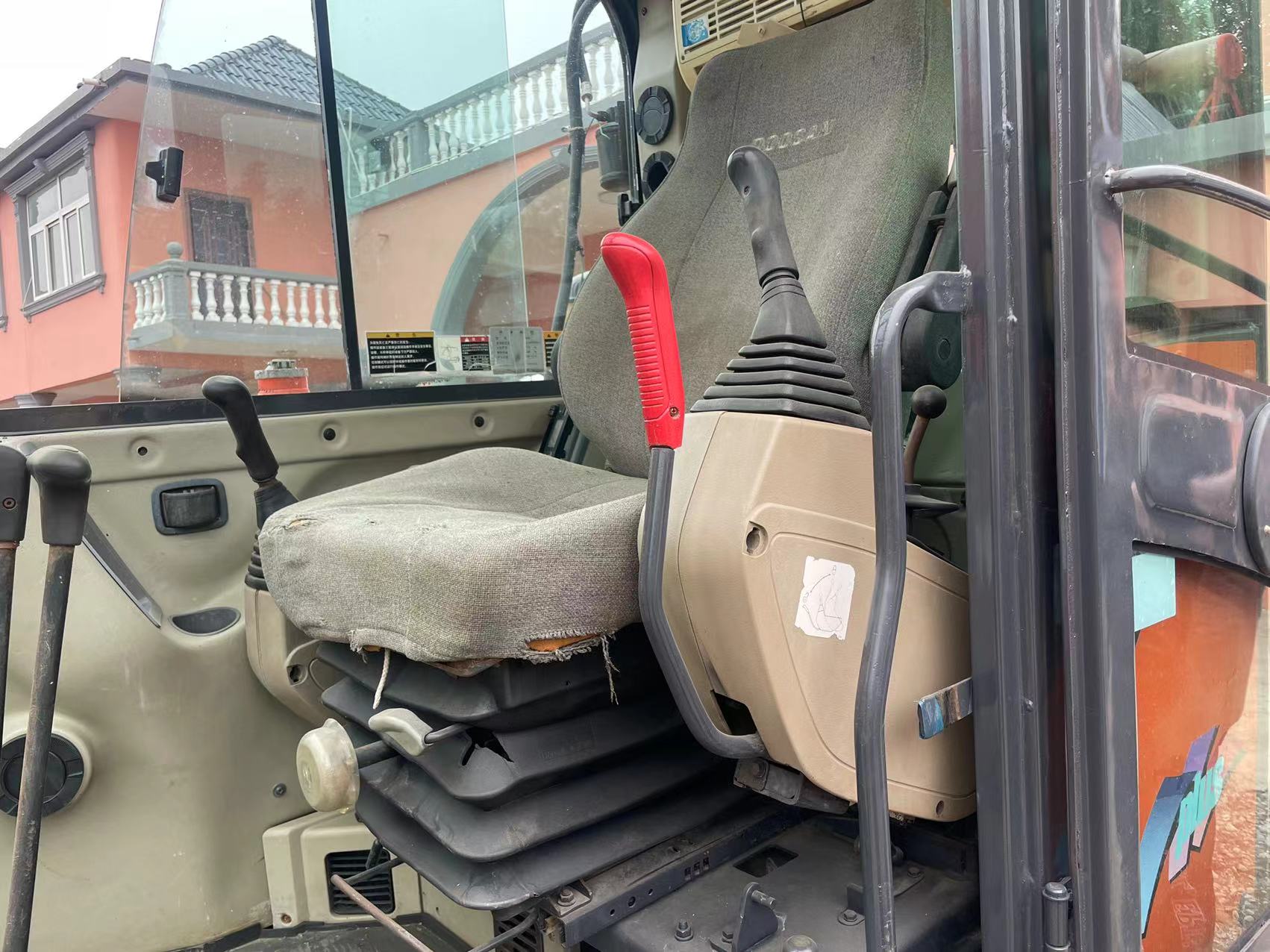 Used hydraulic excavator Doosan DH60-7 small digger excav used cheap second hand machine used sale