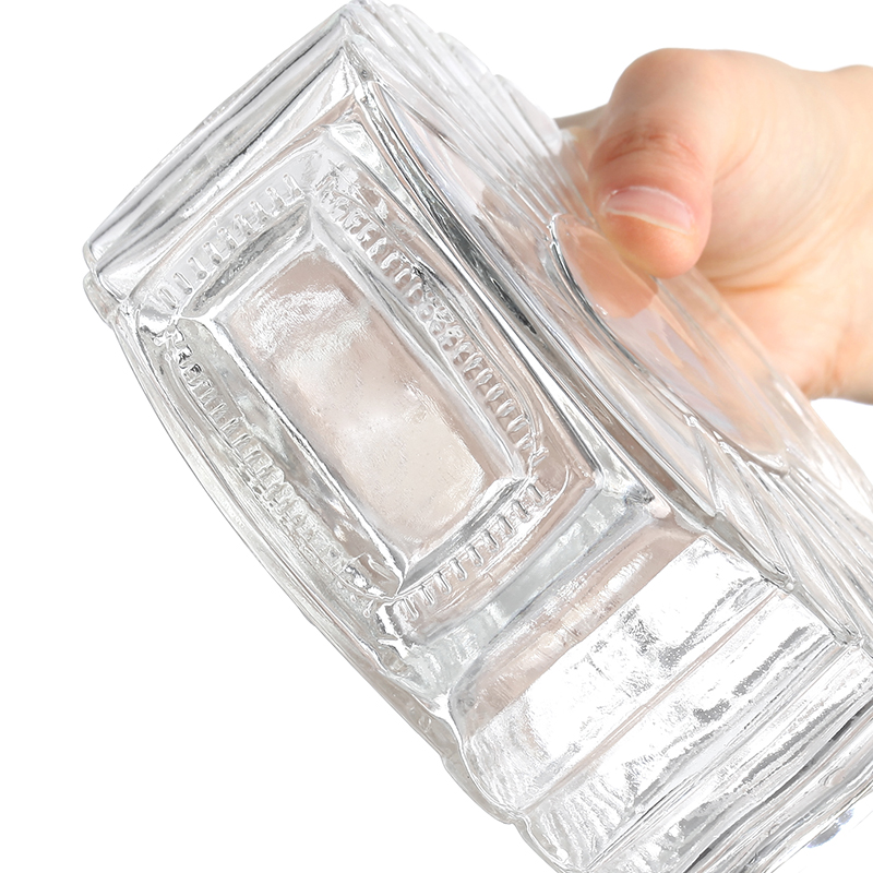 Luxury Whisky Bottle with Hot Stamping Surface Handling Tall Thin Design