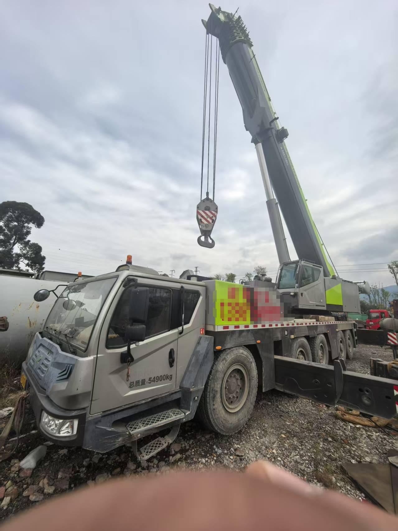 Seven-Arm Crane Jib ZAT2000V 2021 Years Zoomlion Mobile Crane 200 Tons for Heavy-Duty Construction Projects