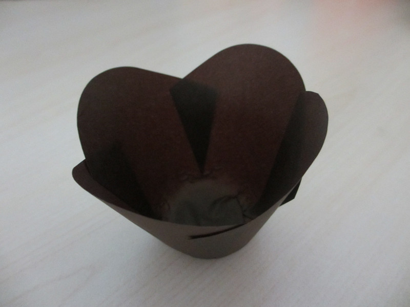 Hot sale Green Color Greaseproof paper baking cup manufacturer in China