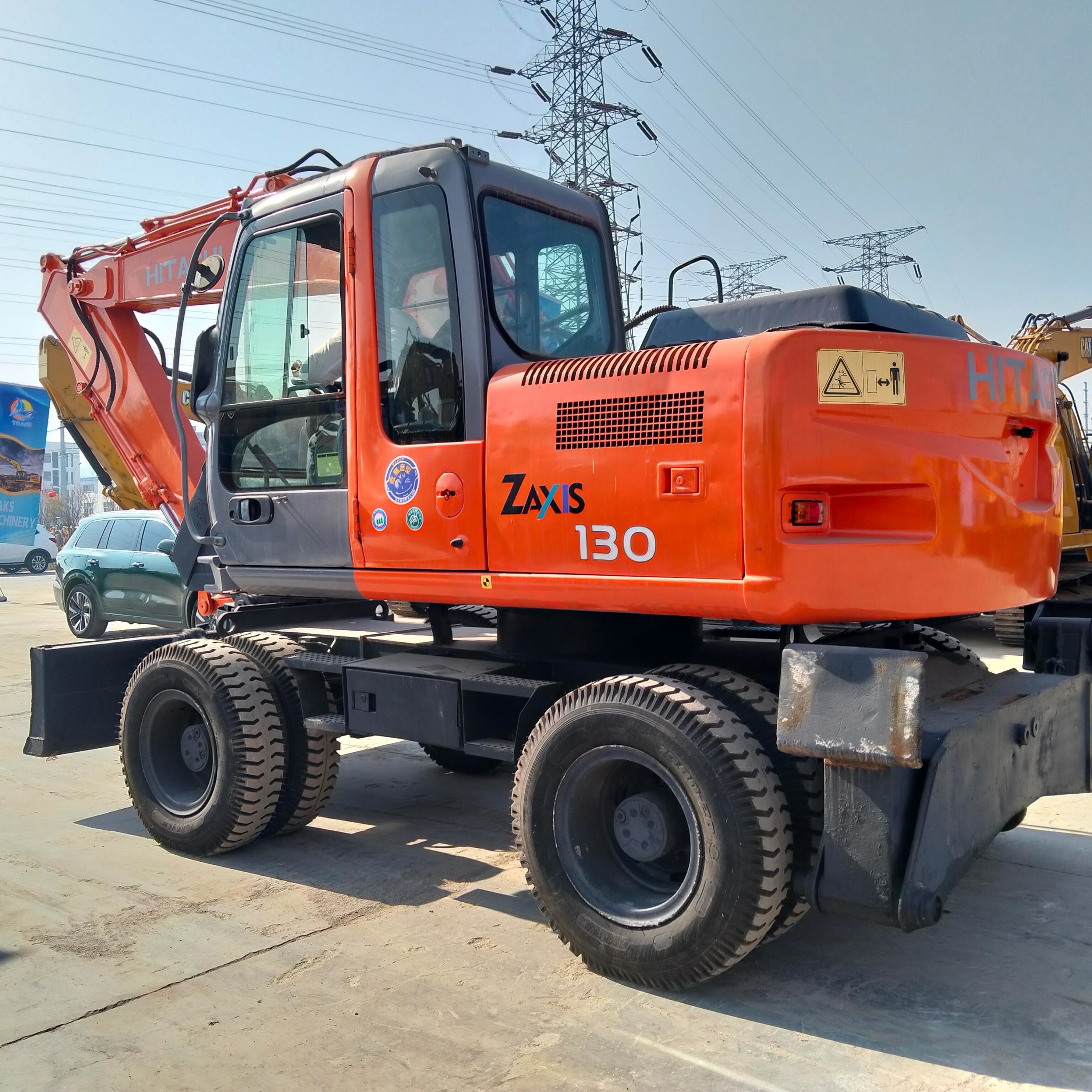 New Arrive Used Doosan Zx130W Wheel Excavator 0.6 M³ Bucket Capacity Secondhand Digger