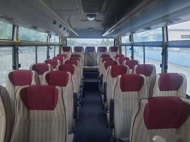 Yutong Brand ZK6792D 35 Seats Euro III Front Engine Yuchai 160kw Left Steering Nude Packing