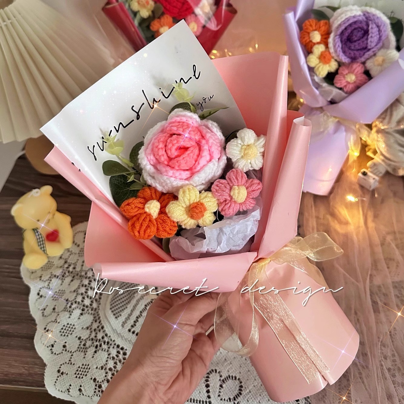 Creative gifts for Valentine's Day and Teachers' Day rose woolen flower bouquets sunflower knitted flowers handmade finished products as birthday