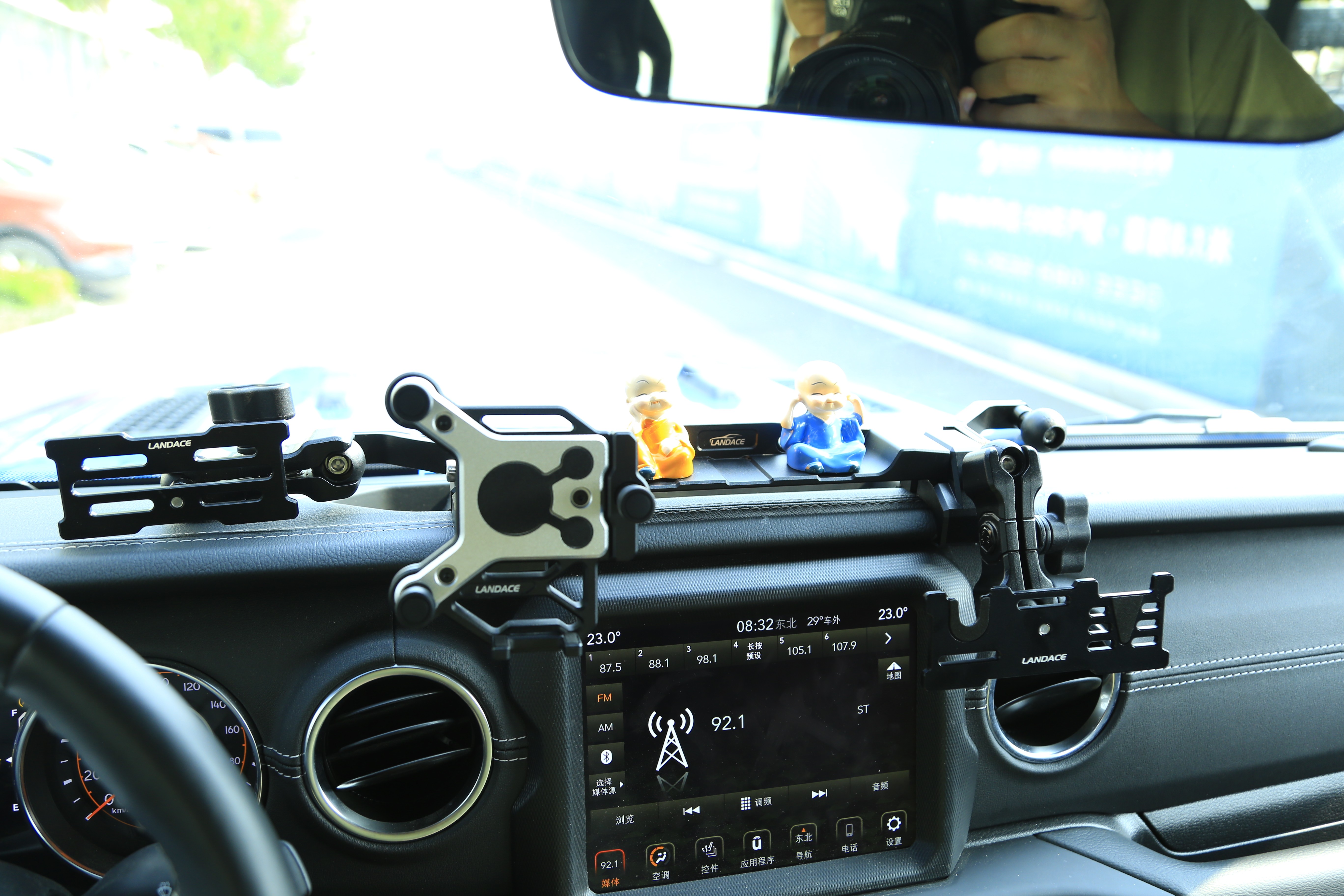OEM Car Mobile Phone Holder Bracket Aluminum Alloy For JEEP