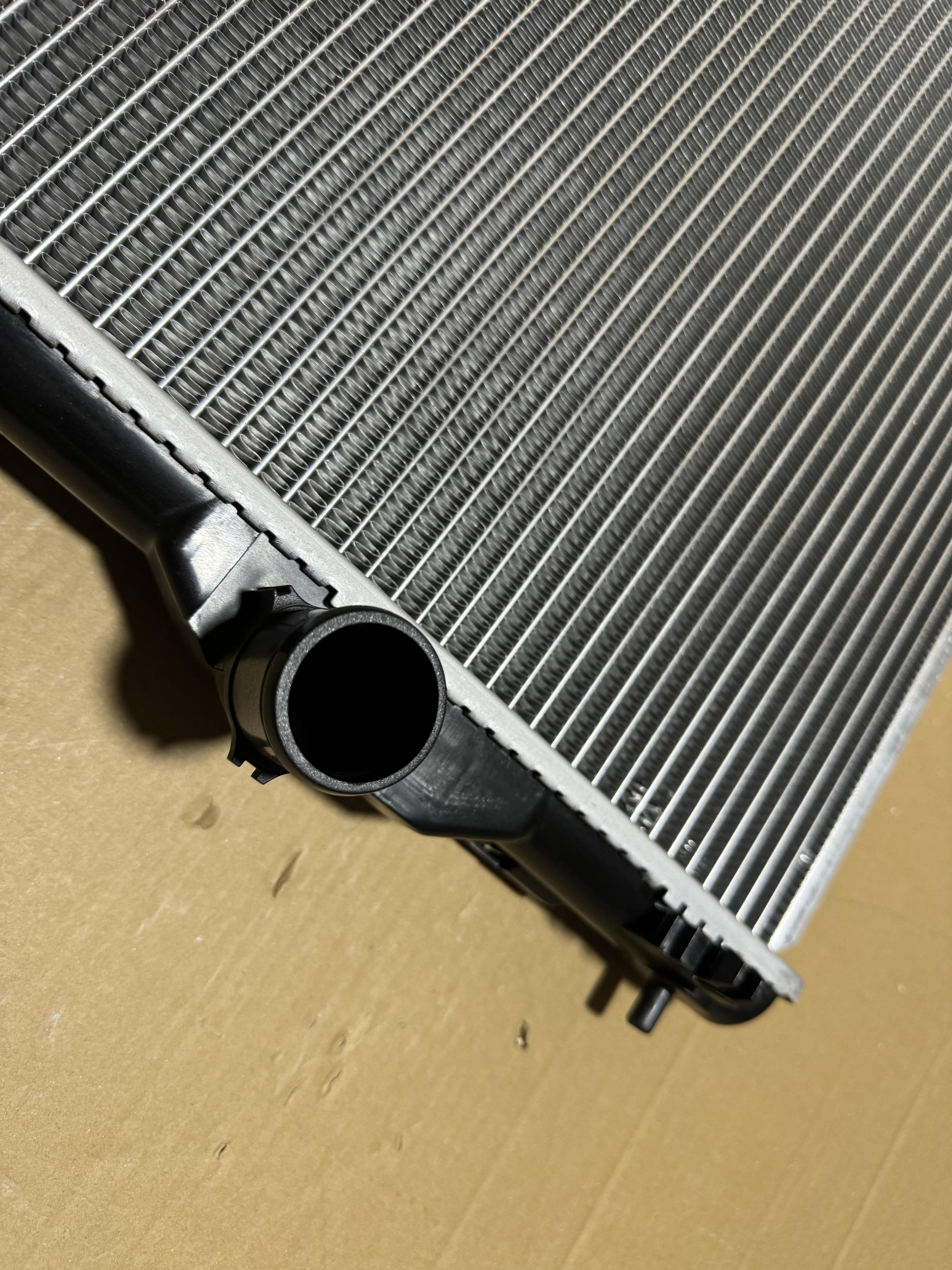 Replace/Repair Car Engine Cooling System Aluminum Radiator for TOYOTA REIZ 164000P101