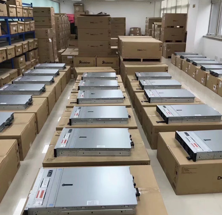 High Frequency Intel Xeon E-2324G Processor PowerEdge R250 Server for Demanding Tasks
