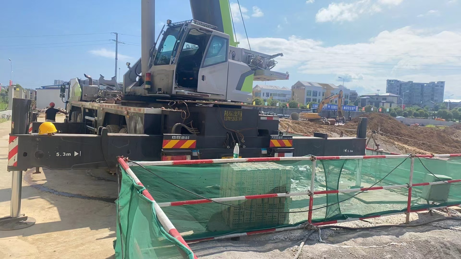2020 Used ZOOMLION Mobile Truck Crane 80 Tons With YUCHAI Engine And 5 Crane Jib
