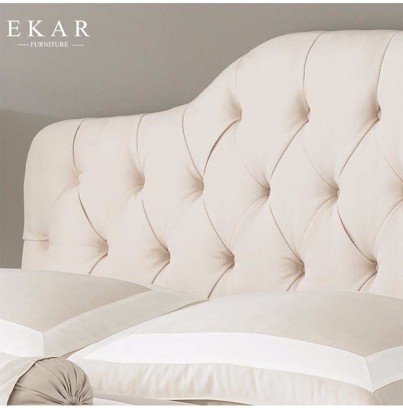 New Simple Double Bed Design in Woods Tufted Bed