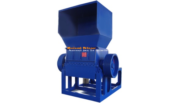 OEM Polystyrene Recycling Machine For PET Bottle Label Separation In Tire Recycling Line