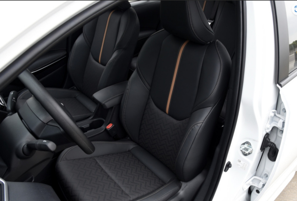 2023 Toyota LEVIN Smart Hybrid Dual Engine 1.8L sport version Compact car 4 Door 5 seats Sedan