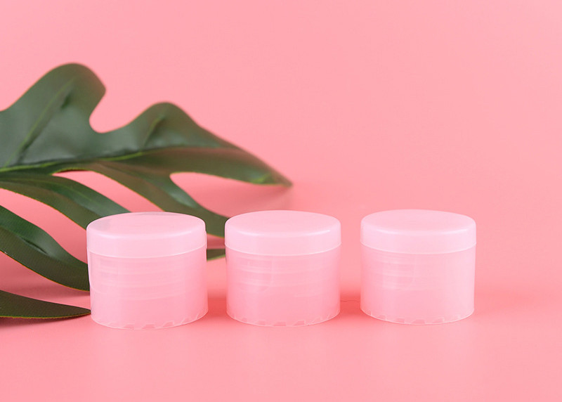 Candy Color Buttery Flip Top Bottle Lids , Cosmetic Cap Assembly With Bottles