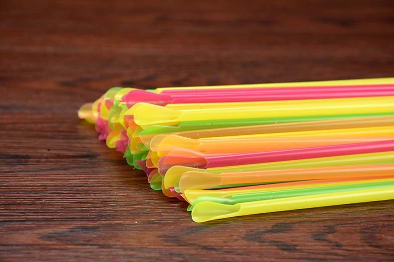 disposable plastic Spoon Straws for slush syrup for Milkshake Straw plastic straws