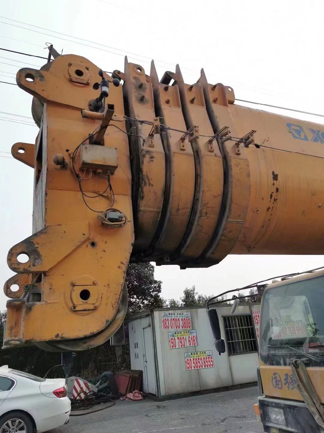 Good Original Quality with Stable Work China Qay 300t Truck Crane Mobile Crane Used Crane Construction Machine Sale at Good Price