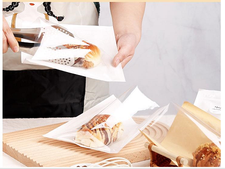 2023 Arrive Disposable Food Takeaway Paper Bag with Hand Length Handle and Oil-Proof