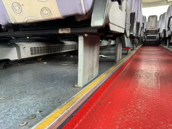 Commercial Passenger YUTONG ZK6888 Used Bus Low-Cost Mid-Size Luxury Fuel Efficient 36 Seats