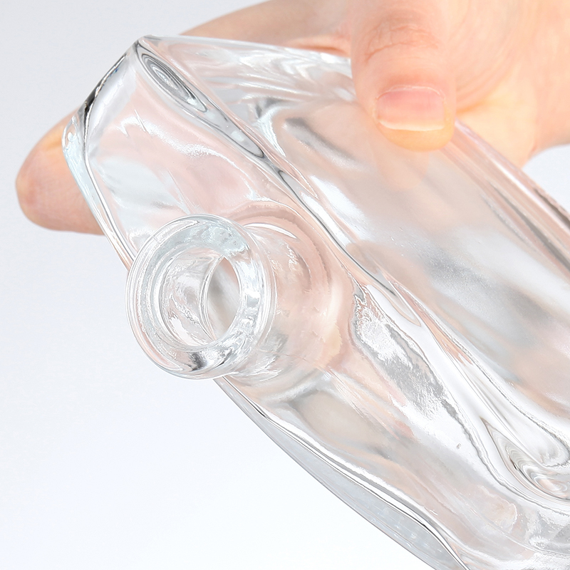 Hot Stamping Transparent Glass Whiskey Bottle 750ml 500ml 1000ml for Vodka Rum Tequila