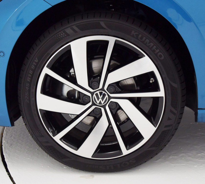 Volkswagen Sagitar 2023 280TSI 4 Door 5 Seat Sedan Compact