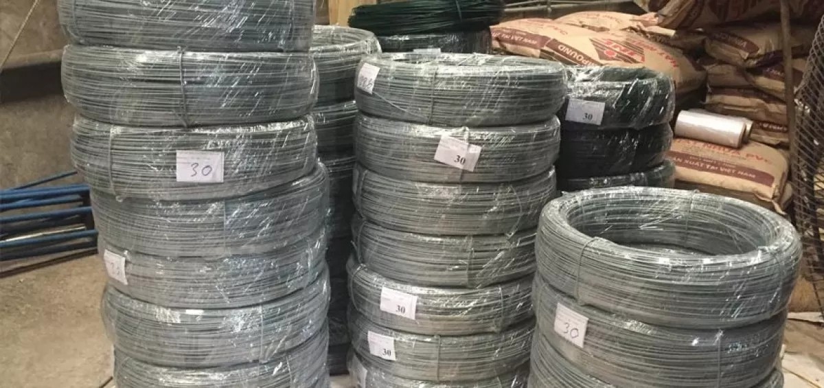 0.5-50kg Coil Weight Plastic Coated Iron Wire For Garden